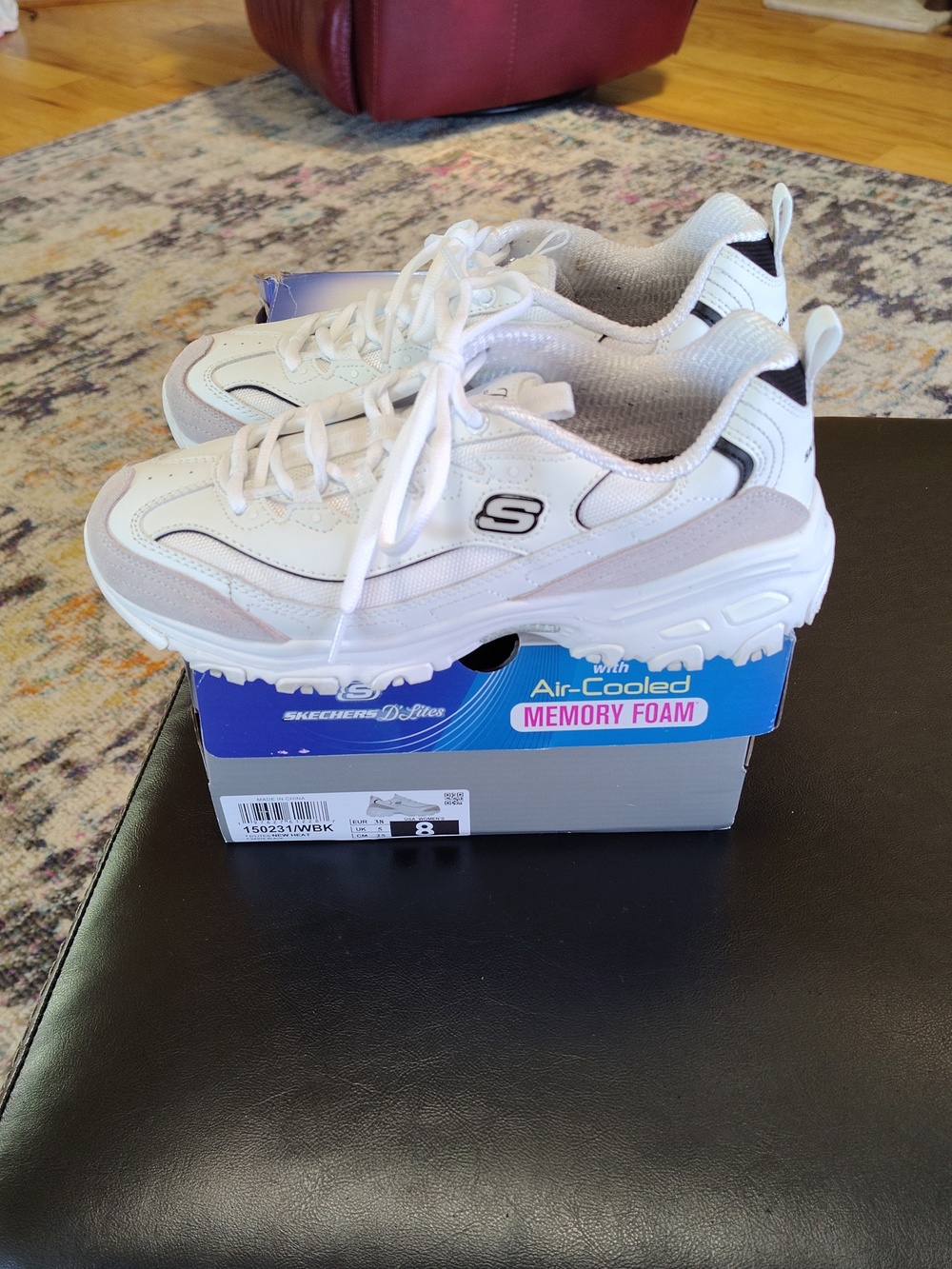 Skechers D'Lites, size 8, White & Tan - Picture 5 of 9